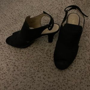 Women’s Naturalizer Heels